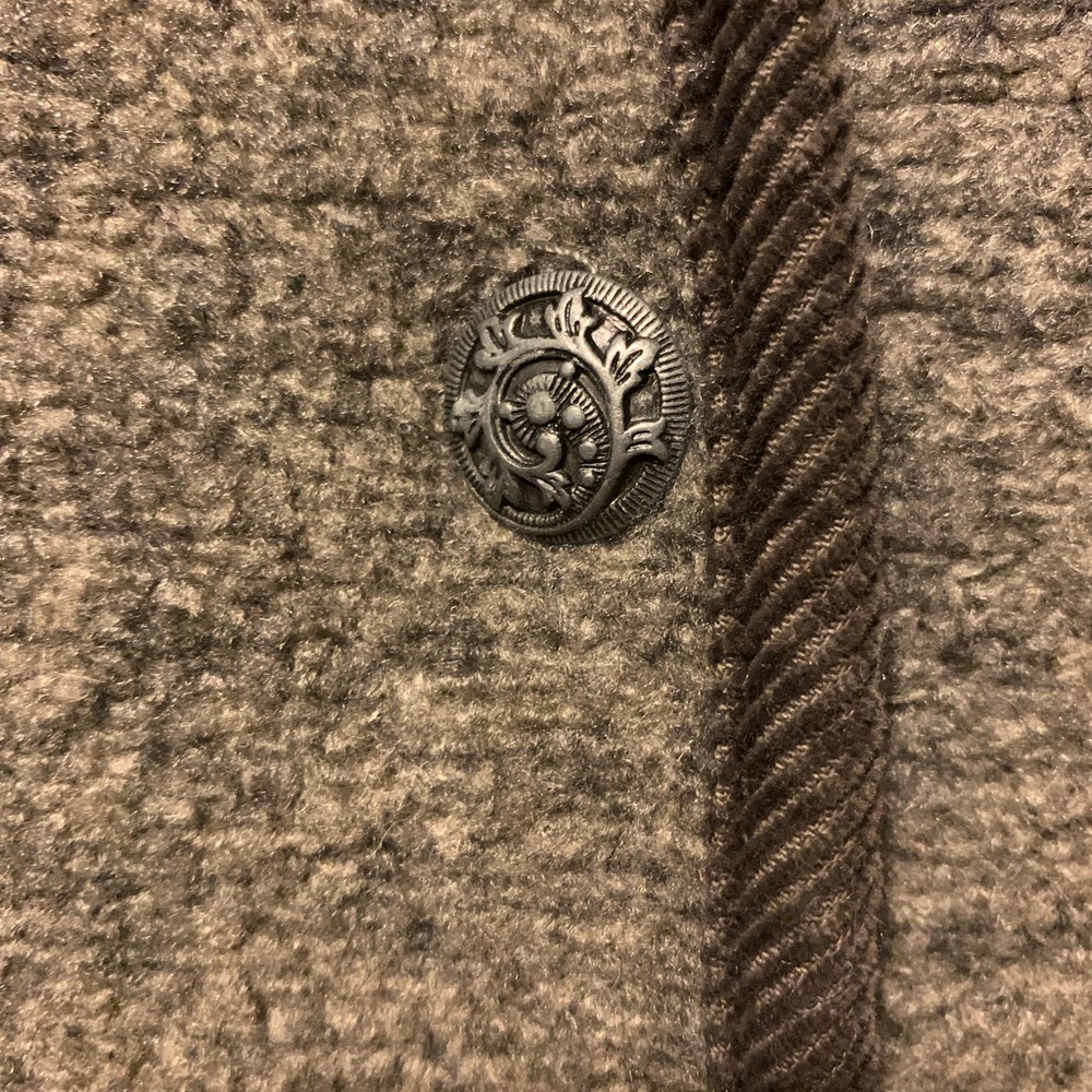 Artisans Button Jacket - Picture 3 of 12